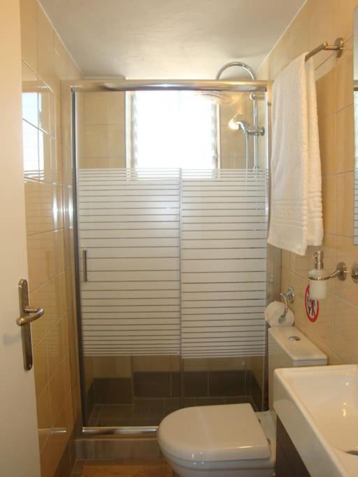 Centre Penthouse With Seaview Daire Kandiye Dış mekan fotoğraf