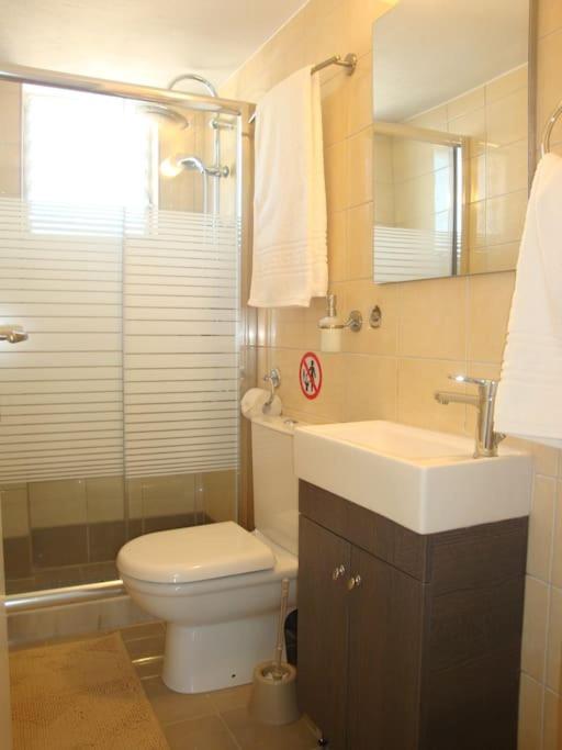 Centre Penthouse With Seaview Daire Kandiye Dış mekan fotoğraf