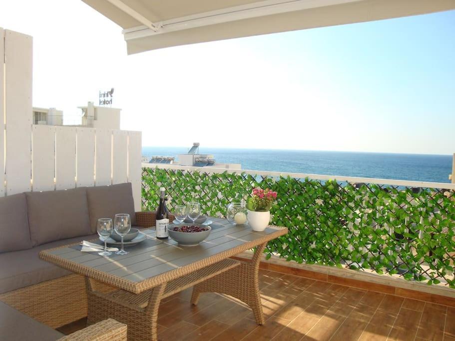 Centre Penthouse With Seaview Daire Kandiye Dış mekan fotoğraf