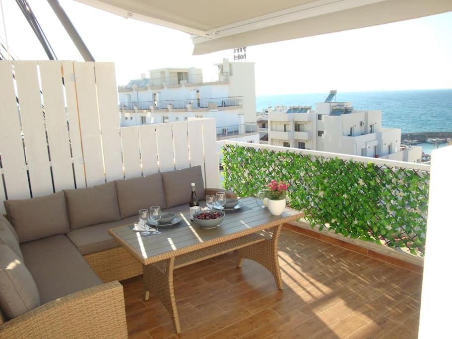 Centre Penthouse With Seaview Daire Kandiye Dış mekan fotoğraf