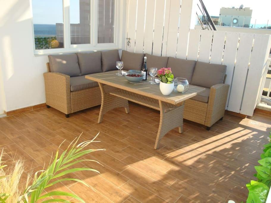 Centre Penthouse With Seaview Daire Kandiye Dış mekan fotoğraf