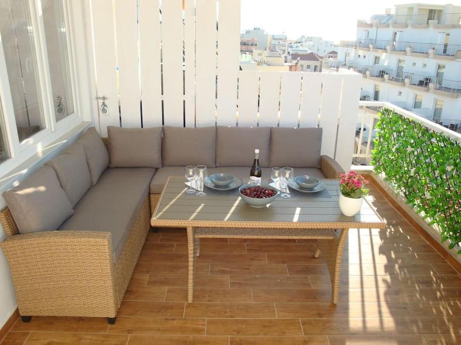 Centre Penthouse With Seaview Daire Kandiye Dış mekan fotoğraf